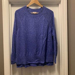 Old Navy beautiful blue sweater